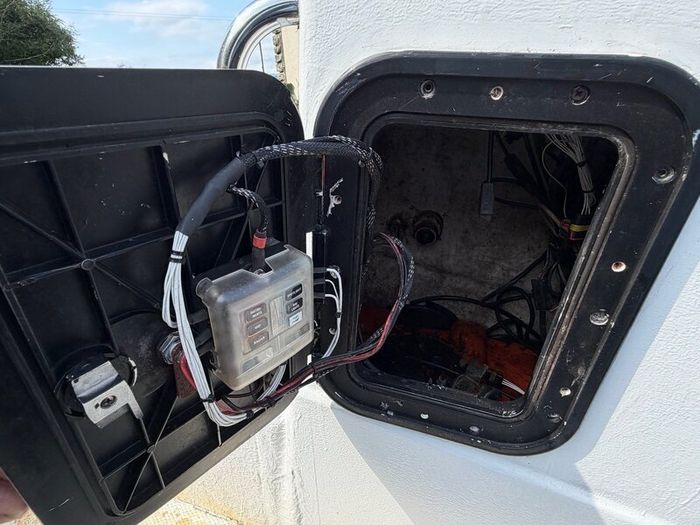 5.2M rib 90hp Johnson