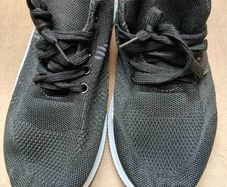 New Men's Black Trainers Size 44  Insole 27 cm  Lightweight