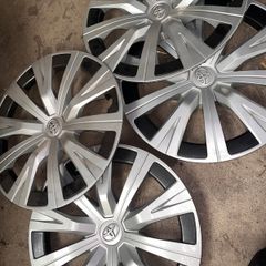 Toyota hubcaps