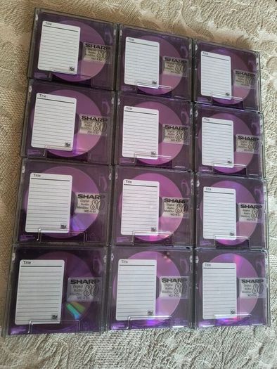 Minidiscs - Sharp 80 Minute & Case.