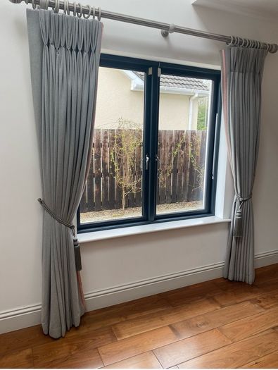 curtain double lined and pole