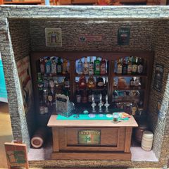 Miniature pub - Diorama / Room box