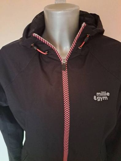 Millie & gym black ladies hooded jacket size M UK 10/12 EU38/40 Perfect condition Postage included