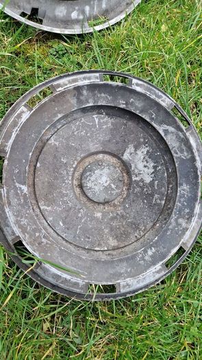 Vintage rover hub caps x8 +1