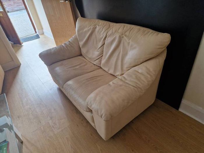 sofa suite 3 & 2 seater