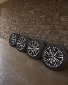 18" Mercedes Staggered Michelin Tyres