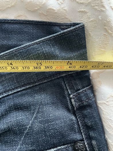 Vintage Rock & Republic Berlin Straight Leg Jeans - Size 31" - New and Unused