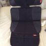Diono super mat car seat protector Image 3