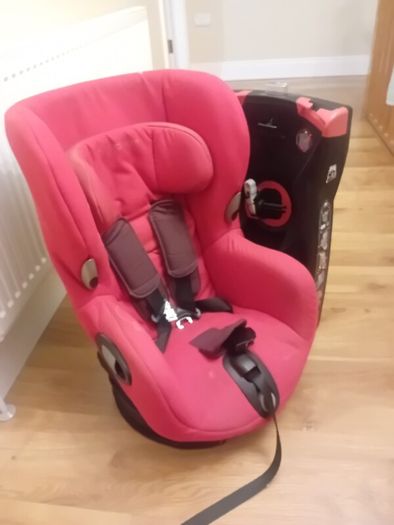 Maxi-Cosi Axiss Swivel Car Seat