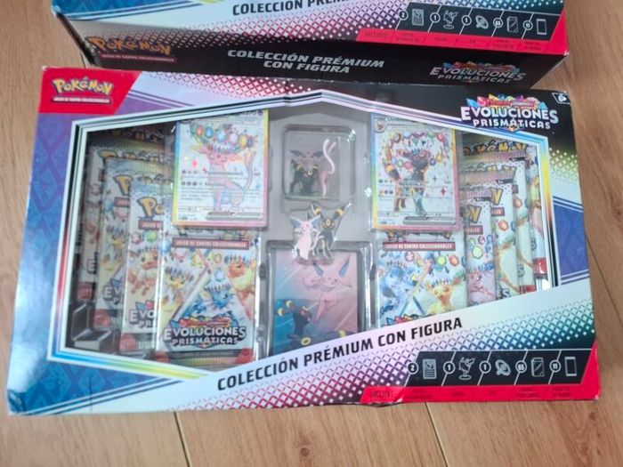 Pokemon Prismatic Evolutions Premium Figure Collection