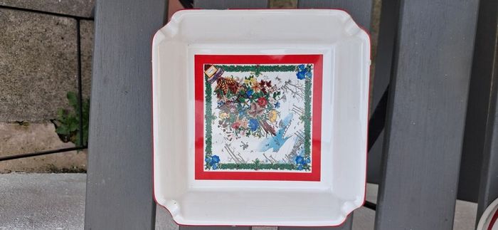 GUCCI ashtray