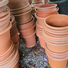 Large Pots 5euros