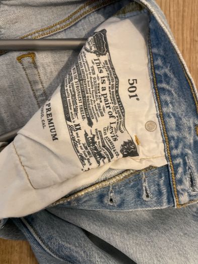 levis jeans