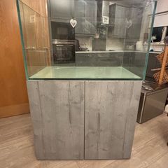 Aqua Spec 280litre with matching Aqua Spec Cabinet