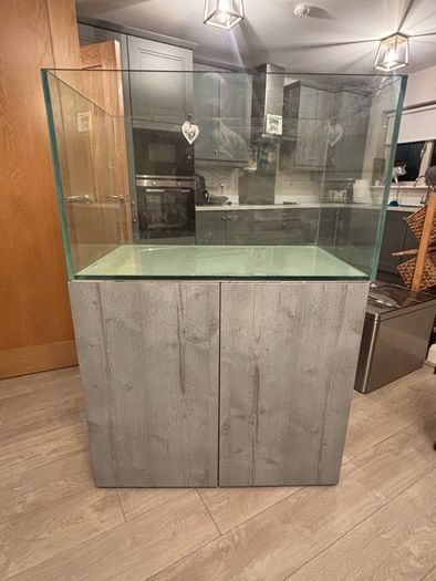 Aqua Spec 280litre with matching Aqua Spec Cabinet