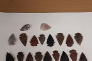Arrow points flint