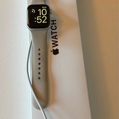 Apple Watch SE 2nd Gen 40mm Cellular