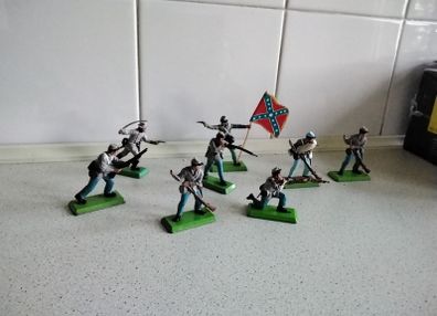 soldiers