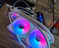 240mm / 360mm Aio Liquid Coolers > Incomplete / Minor Rgb Issues