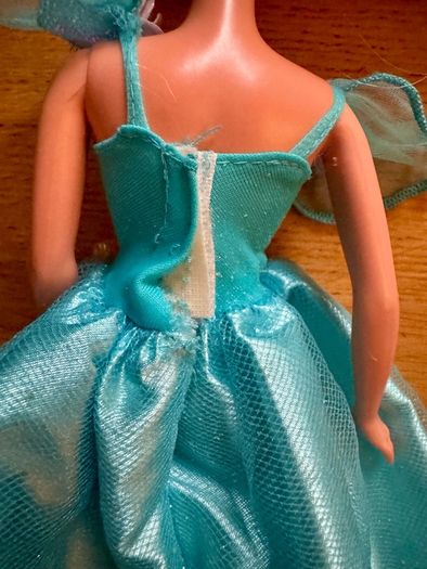 1995 Mattel Songbird Barbie Doll Incomplete