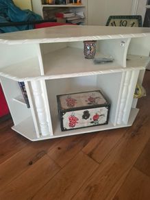 TV unit free to collect