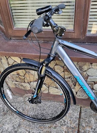 Merida crossway 40 hybrid Like new