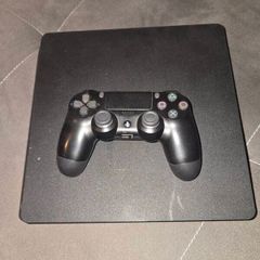 Playstation 4 Slim 500GB (Jailbroken) with Controller