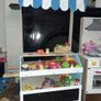 Toy kitchen and shop Image 3