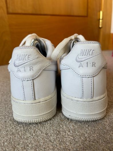 Classic White Leather Nike Air Force 1 Low Trainers UK 5.5