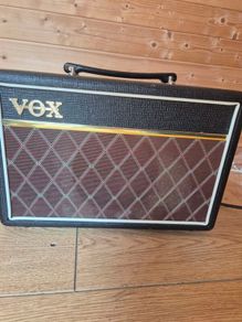 vox pathfinder 10