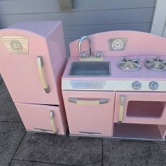 toy kitchen