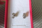 Silver earrings infinity sign