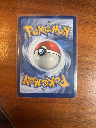 Mew full art from fusion strike sword and shield era very good condition