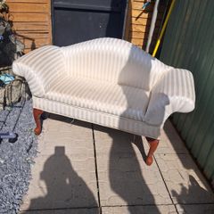 2 seater settee