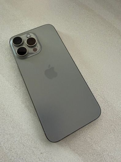 iPhone 15 Max Pro