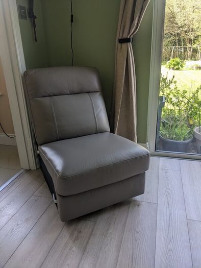 Leather Maza Chaise Sofa | Large | Grey