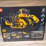 Lego Technic 42131 Cat D11 Bulldozer Image 2