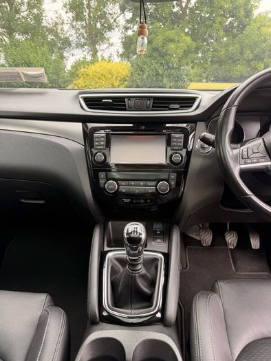 Nissan Qashqai 1.5 DCI Tekna - Panoramic Roof