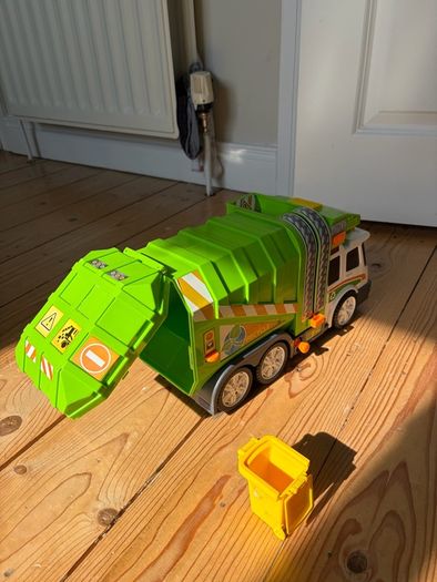 Dickie Toys Action Series Garbage Truck, 39 cm