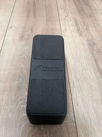 Fractal EV-2 volume/expression pedal
