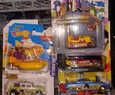 THE BEATLES Hot wheels set x 7