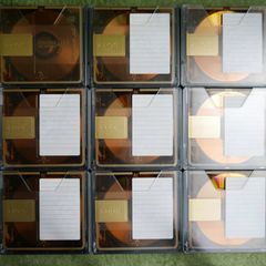 Lot set of  9 Sony Premium Minidiscs Shock absorbing