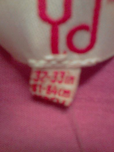 Sleeveless pink top