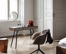 BoConcept writing desk-console table-dressing table