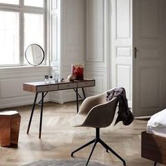 BoConcept writing desk-console table-dressing table