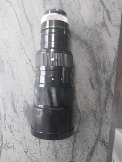 Canon FD 85-300mm f/4.5 S.S.C. vintage telephoto zoom lens. [1, 2]