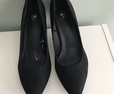 New: H&M Black Suede Stiletto (UK 7)