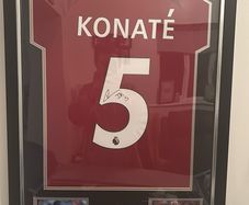 memorabilia konate sighned shirt framed
