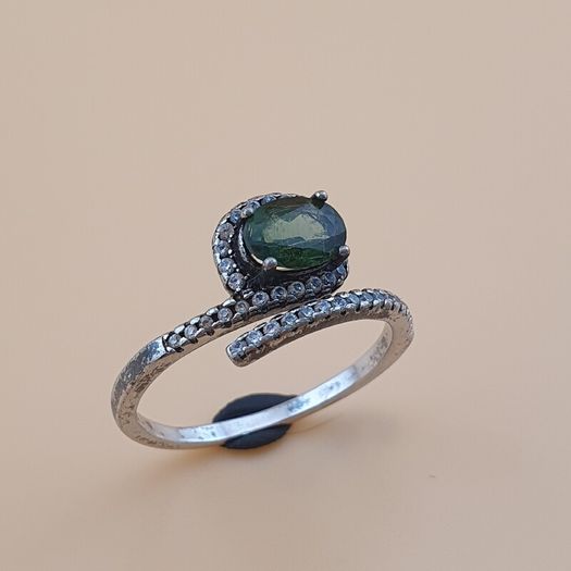 Vintage 925 Sterling Silver Green Tourmaline Ring Natural Gemstone Elegant Handmade Jewelry