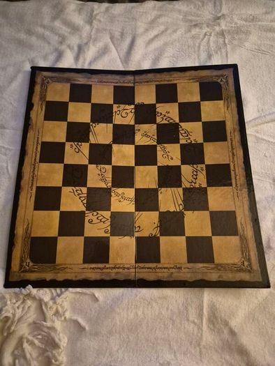 lord of the rings  chess board